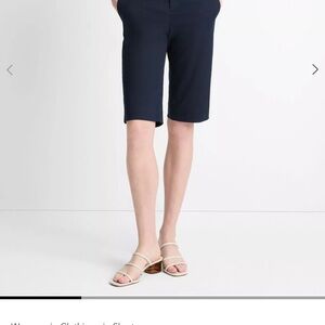 Vince Dark Black Women's Bermudas